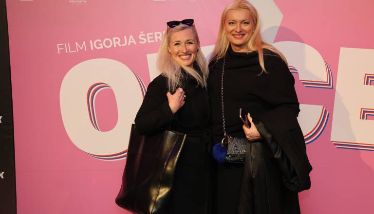 maja-lampelj-ginekologinja-in-zdravnica-leta-2018-s-prijateljico20.JPG