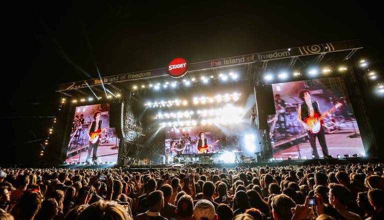 marton-monus_sombr_main-stage_20260811_023.jpg