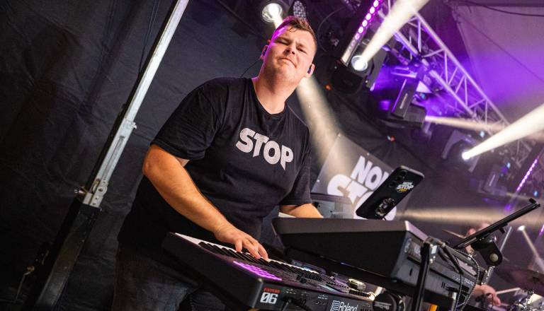 nonstop-fest-001.jpg