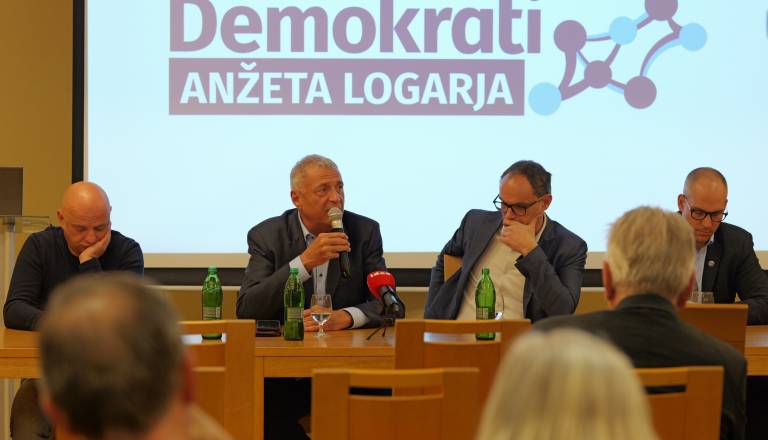 p1072107.JPG