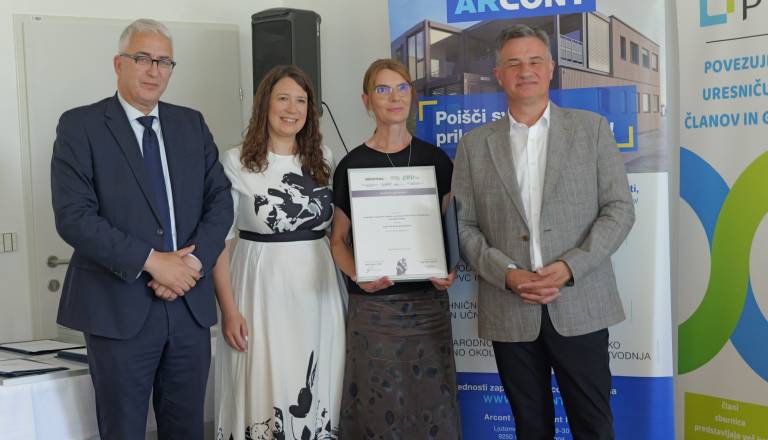 p1109591-copy.JPG