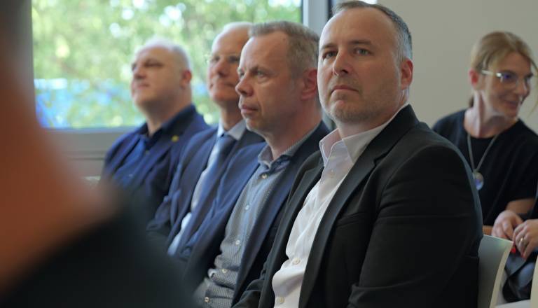 p1109593-copy.JPG