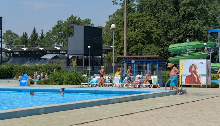 p1146156-2.jpg