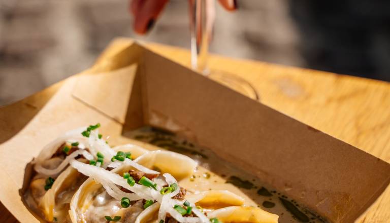 vegan-dumplings-from-rogovilka-and-wine.jpg