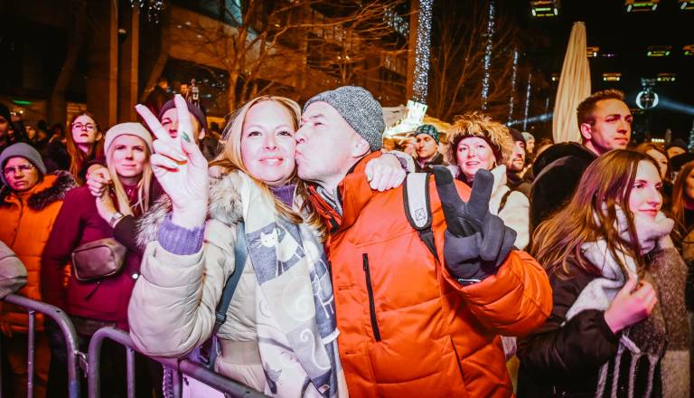 visit_mb_carobni_maribor_2025_silvestrovanje_tls_mb_2025_12_31_mp7_3491_foto_markopigac_pigac_si-2.jpg