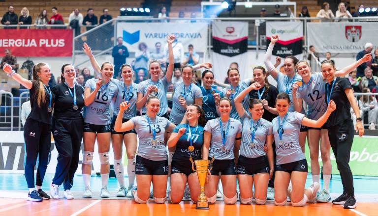zokotpbankabranik-calcitvolley_1adol_21-4-2026-7570_jurebanfi.jpg
