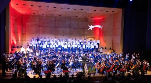 10. gala božični koncert s simfoniki Cantabile