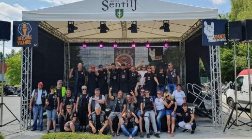 MOTO ZBOR V SLADKEM VRHU