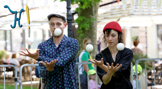 Mismo Nismo in Olfamož: Predstava na prvo žogo | 18. Klovnbuf festival