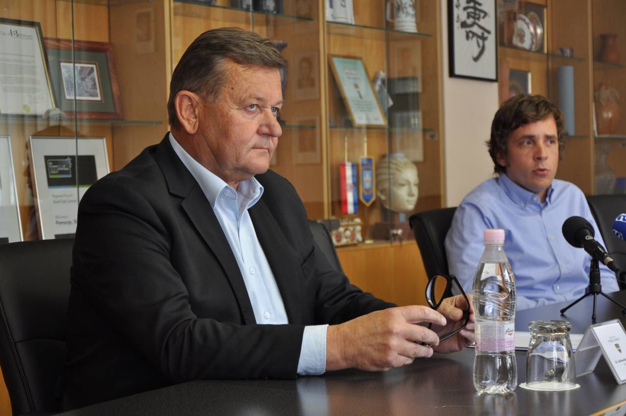 Župan MO Murska Sobota Aleksander Jevšek in predsednik uprave Pomgrada Iztok Polanič 