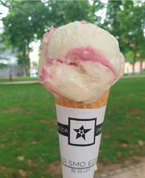 Ponujajo klasične okuse in premium okuse, za pripravo katerih uporabljajo dražje sestavine. 