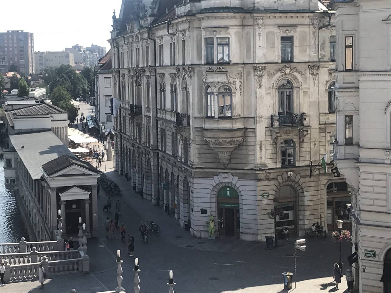 TIC Ljubljana je v mesecu juliju obiskalo kar šest krat manj obiskovalcev kot v enakem obdobju lani.