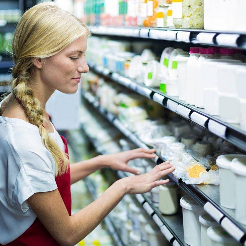Na študentskih servisih opažajo, da ponudba študentskih del še vedno je, a ni tako raznolika kot v preteklih letih. Manj je ponudbe za delo animatorjev, promotorjev, hostes, vaditeljev in učiteljev ter del na področju turizma in gostinstva. 