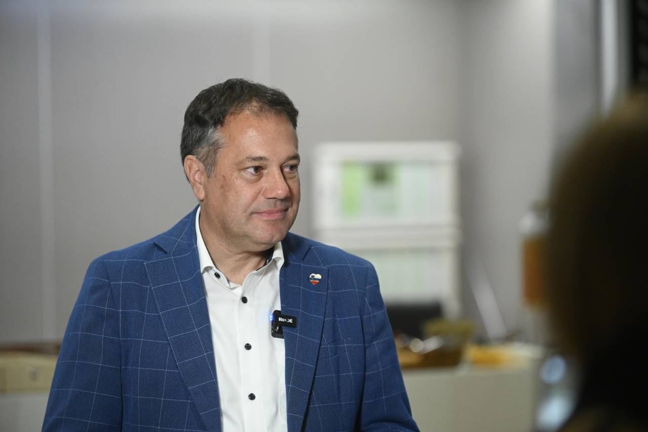 FOTO: V opoziciji upajo na zavrnitev zakona: Kaj sta povedala Arčon in Sajovic?