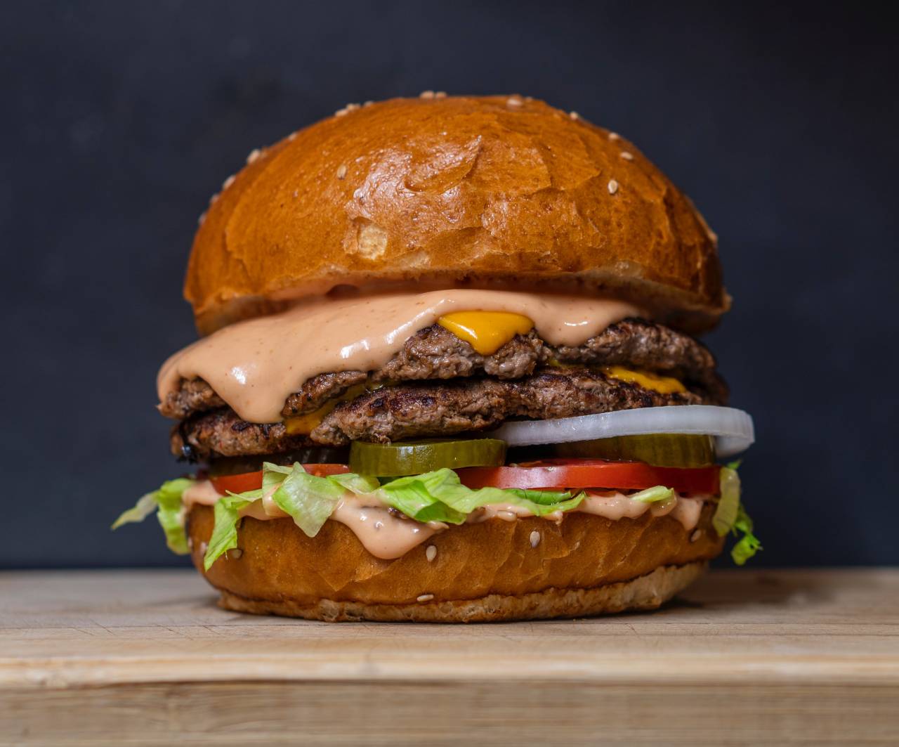 GLASUJTE: Kje v Mariboru ali okolici je naj burger?