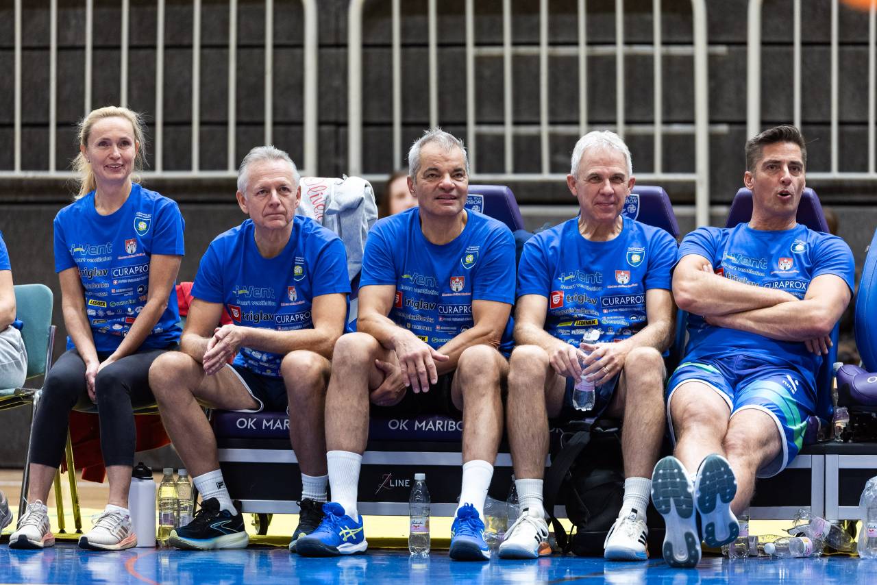 FOTO in VIDEO: Mariborski odbojkarski klub praznuje 50 let, na parketu tudi Arsenovič, Tavares in Urnaut