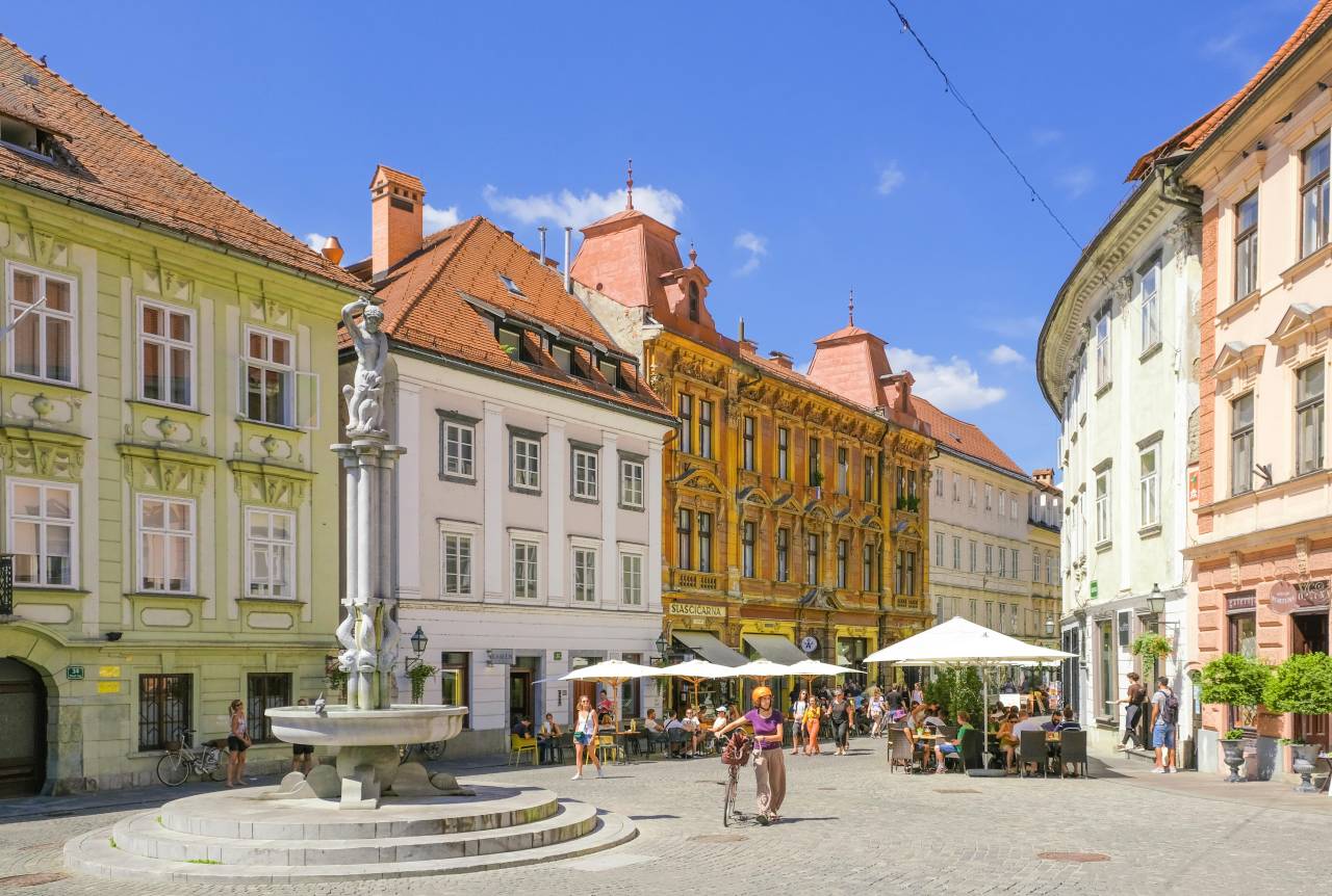 Prihaja prvi pravi okus poletja? V Ljubljani prihodnji teden za kratke hlače in kratke rokave