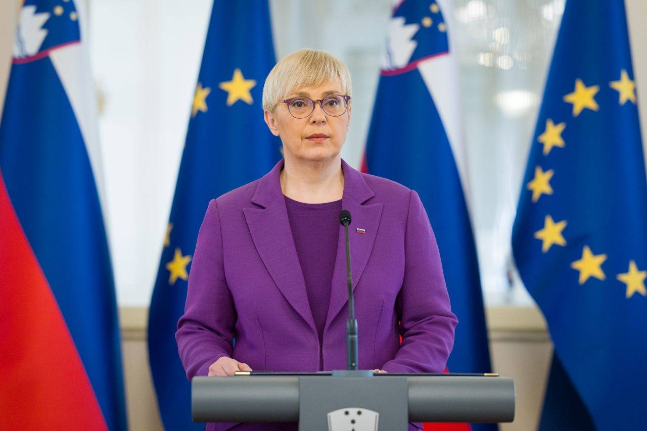 Janša izvoljen za mandatarja, Pirc Musarjeva opozarja na previdnost pri spremembah