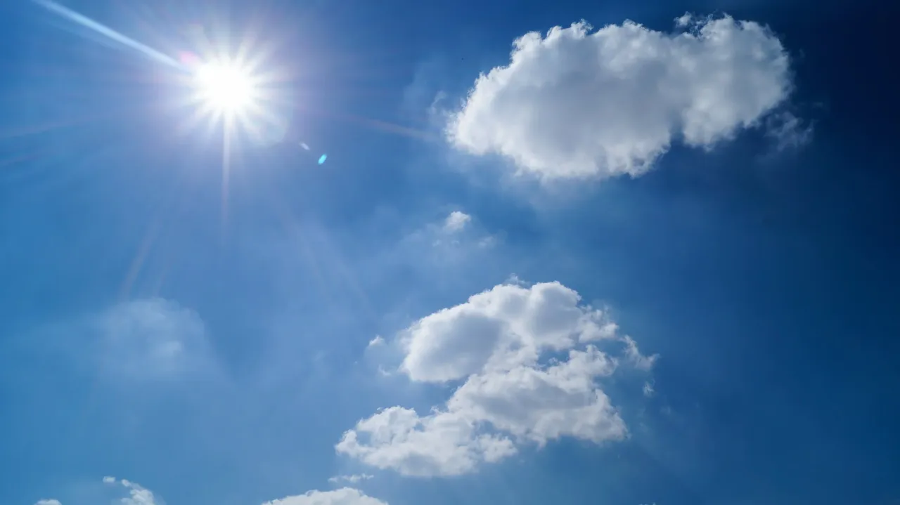 Slovenijo zajema prvi vročinski val letos: Prihajajo temperature do 33 stopinj