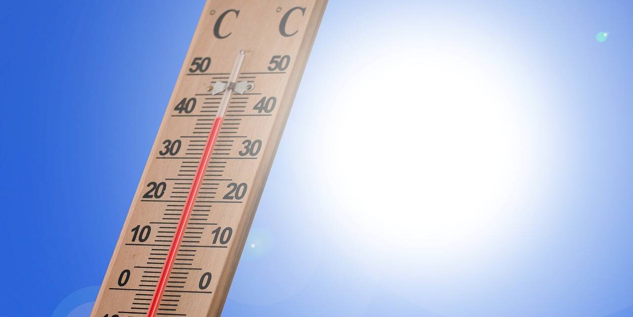 Konec prijetnih temperatur: Slovenijo čaka prvi letošnji vročinski udar