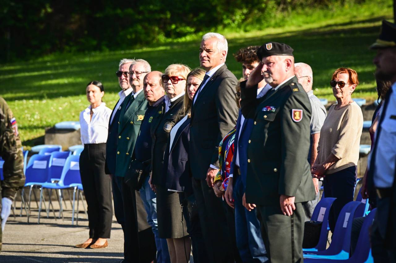 V Pekrah obudili spomin na dogodke, ki so tlakovali pot samostojni Sloveniji