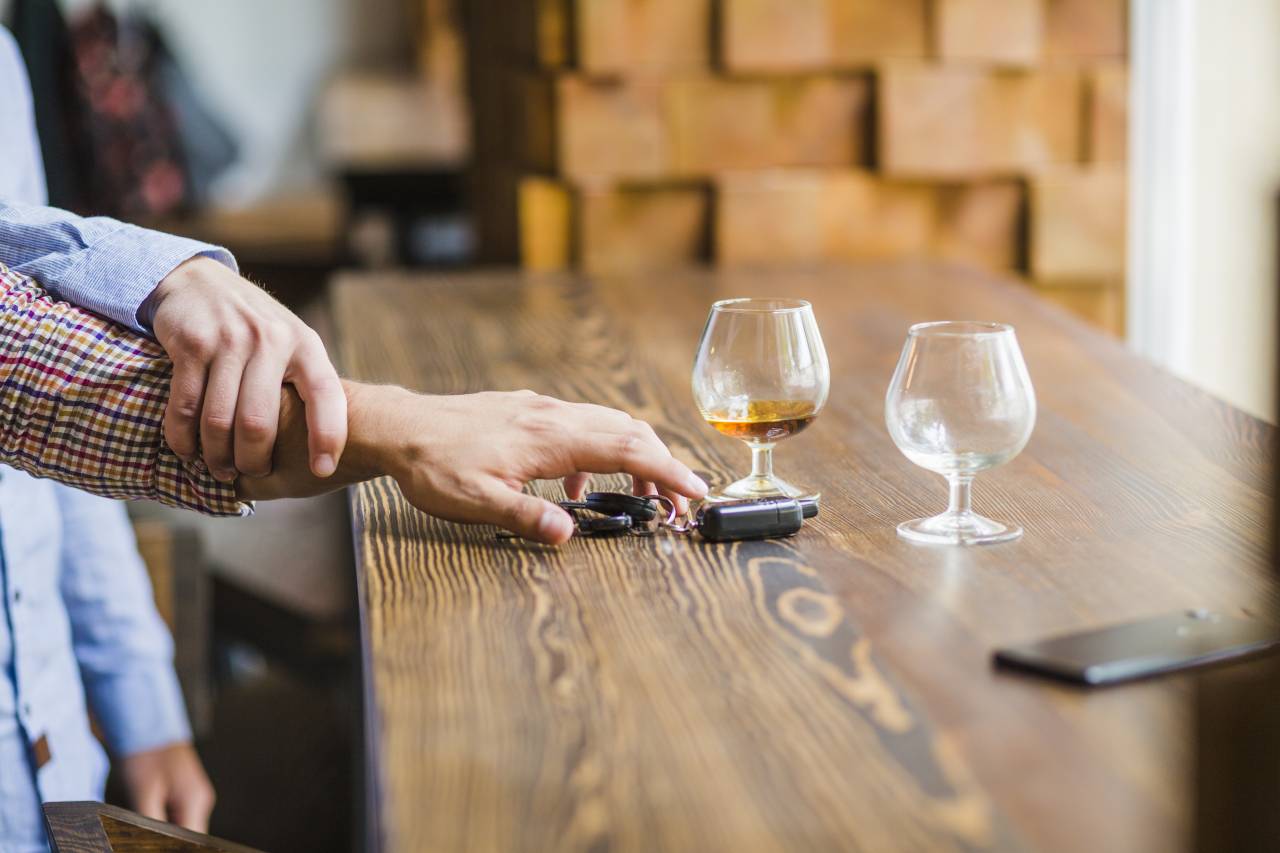 Vsaka deseta nesreča povezana z alkoholom, na cestah bo več nadzora