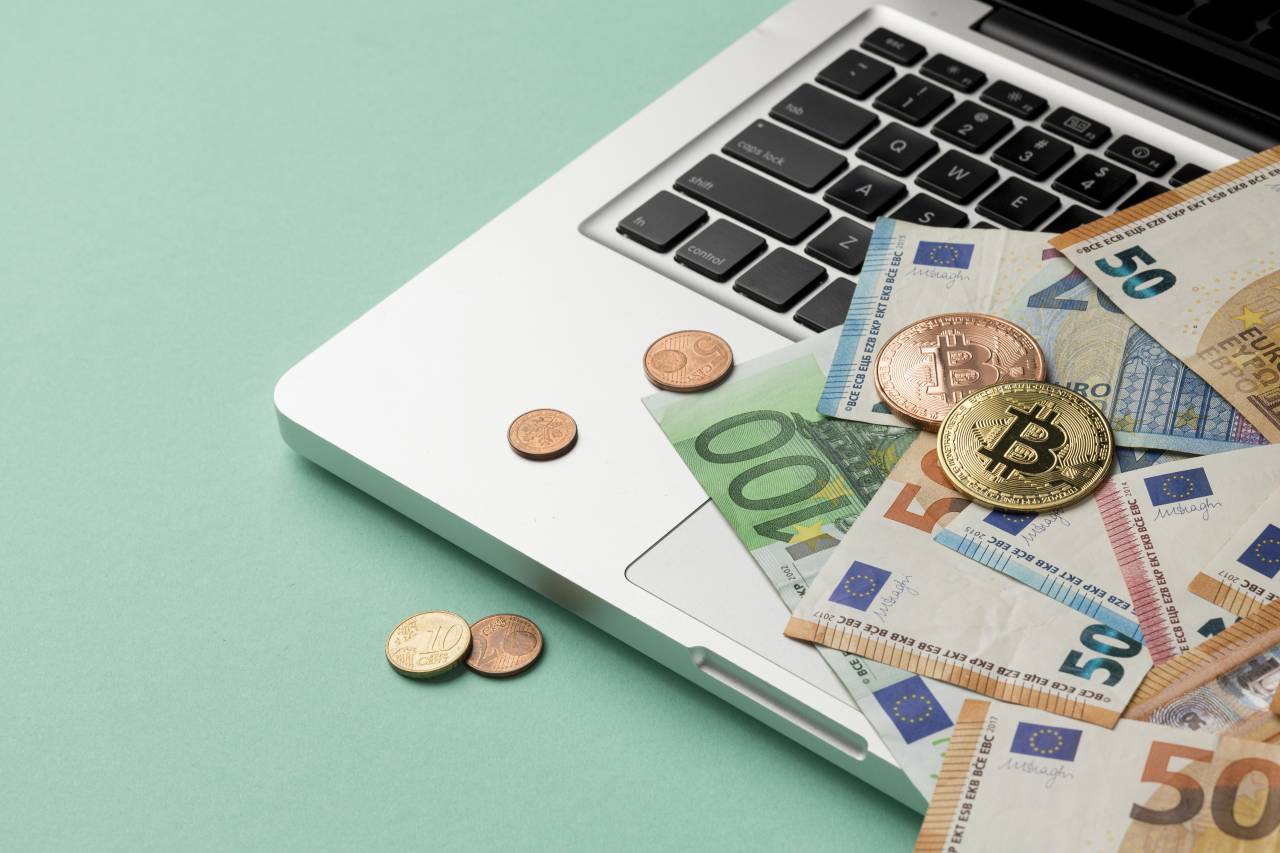 Nova spletna goljufija na Štajerskem, tokrat zaradi oplemenitenih finančnih sredstev