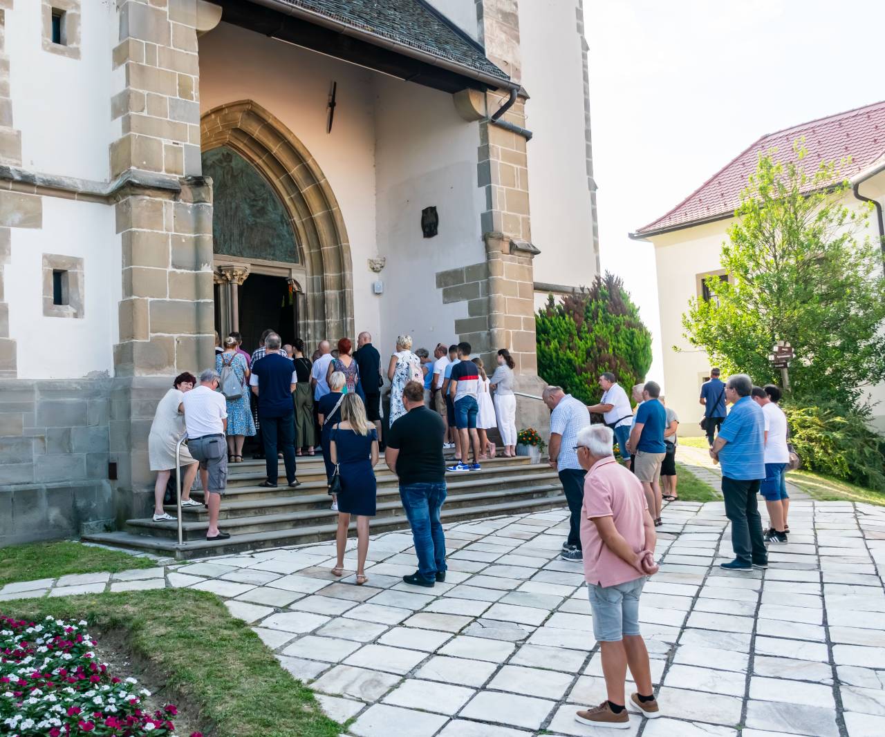 Veliki šmaren bo zaznamoval Podravje, preverite razpored prazničnih maš