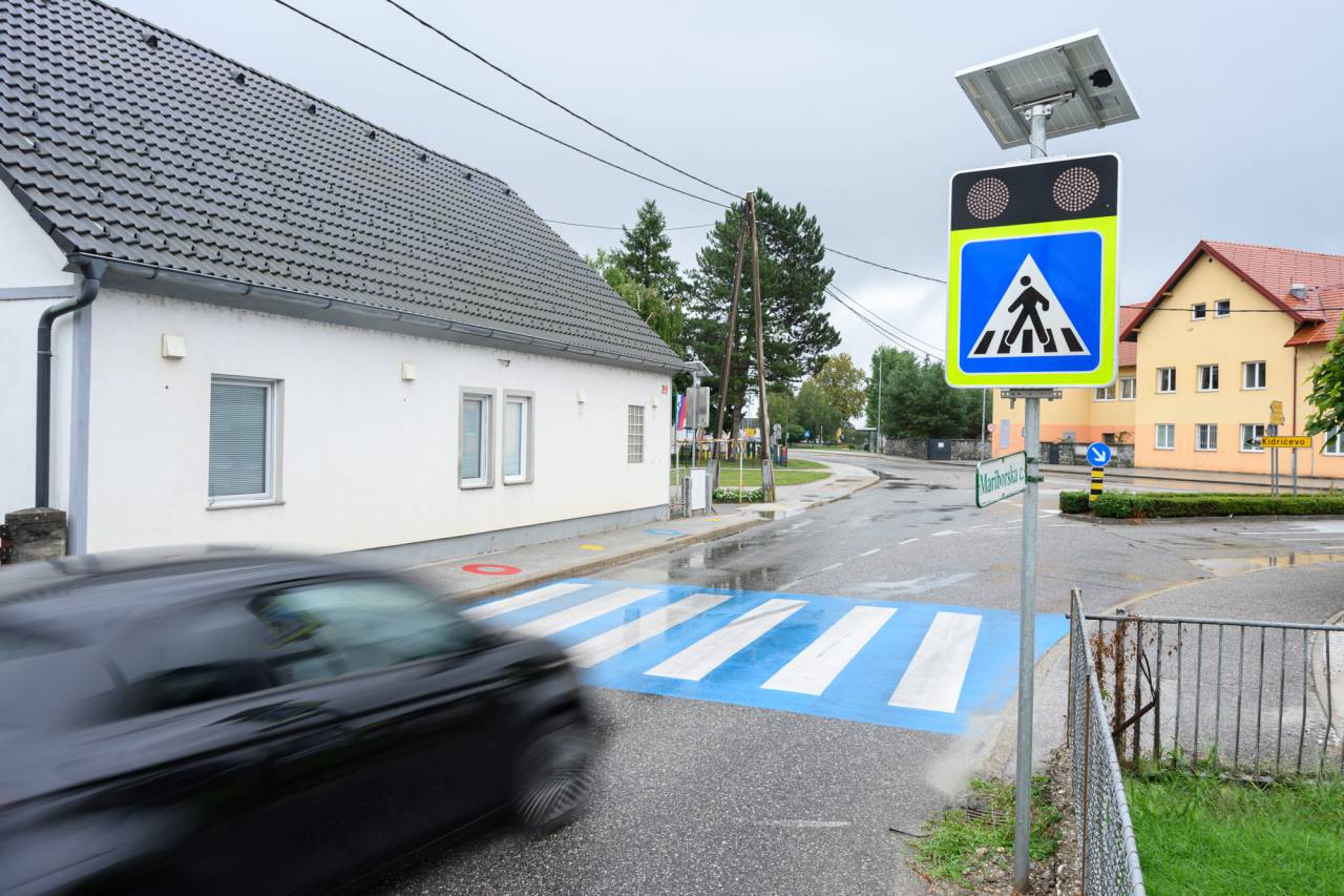 Štajersko podjetje bdi nad prehodom v Račah, najvišja izmerjena hitrost kar 109 kilometrov na uro