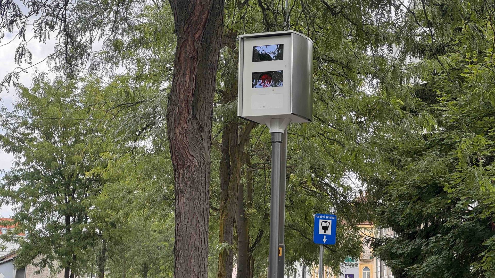 Pozor, vozniki! Mariborska občina sporočila, da se stacionarni radar seli na to lokacijo