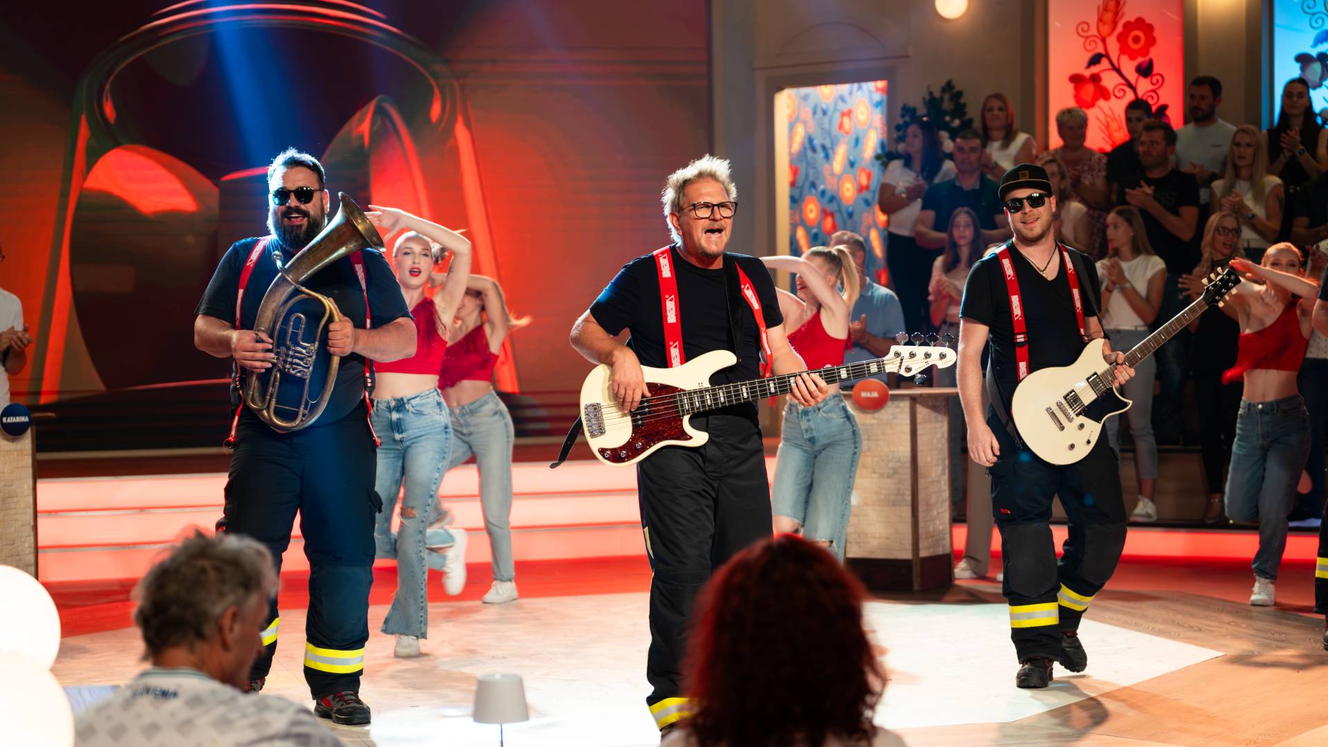 VIDEO: Gasilec sem! Nova gasilska himna – poklon vsem, ki gredo v ogenj, ko drugi bežijo