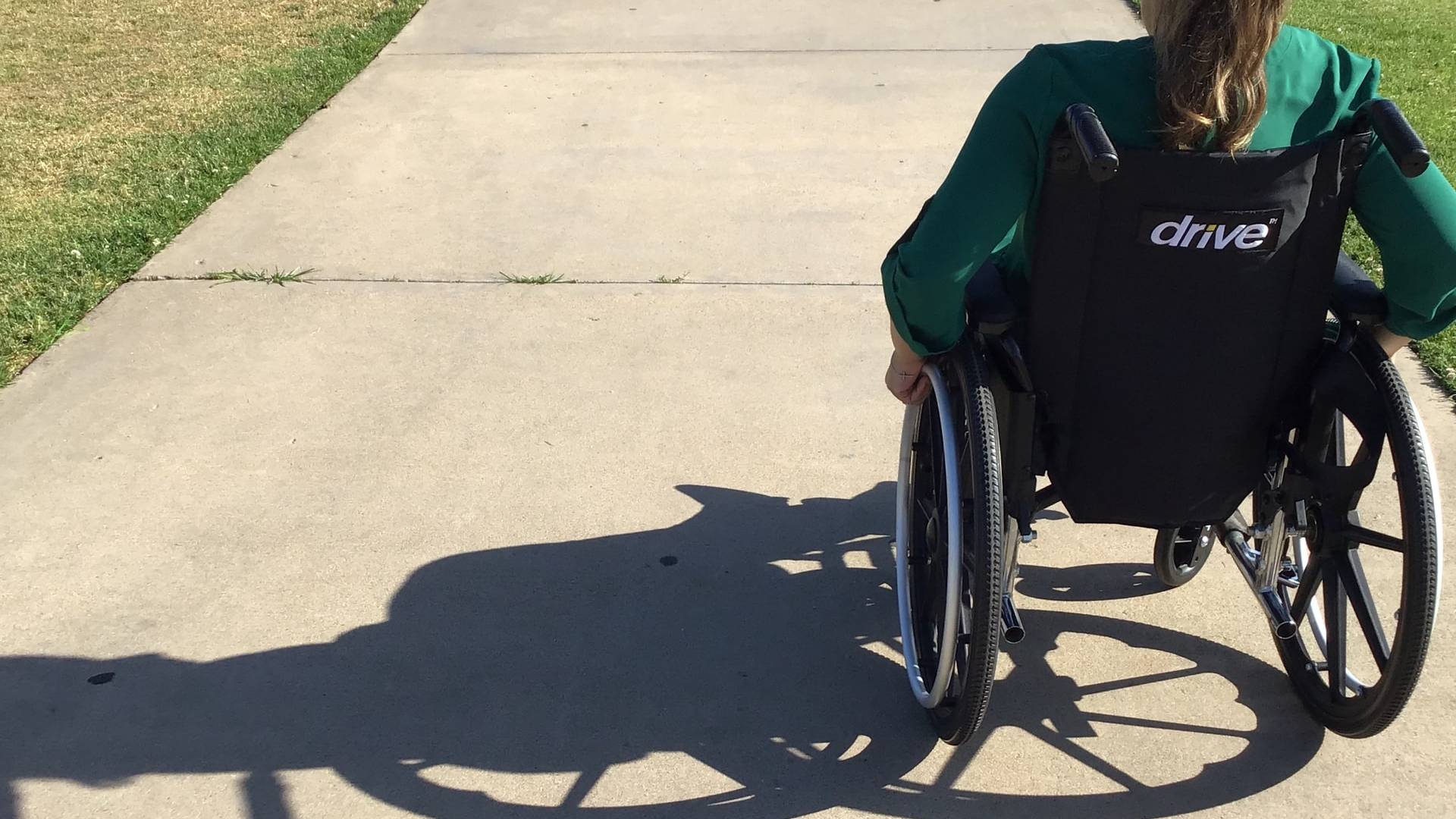 Humanitarni večer Pot pogleda za zdravljenje 12-letnice