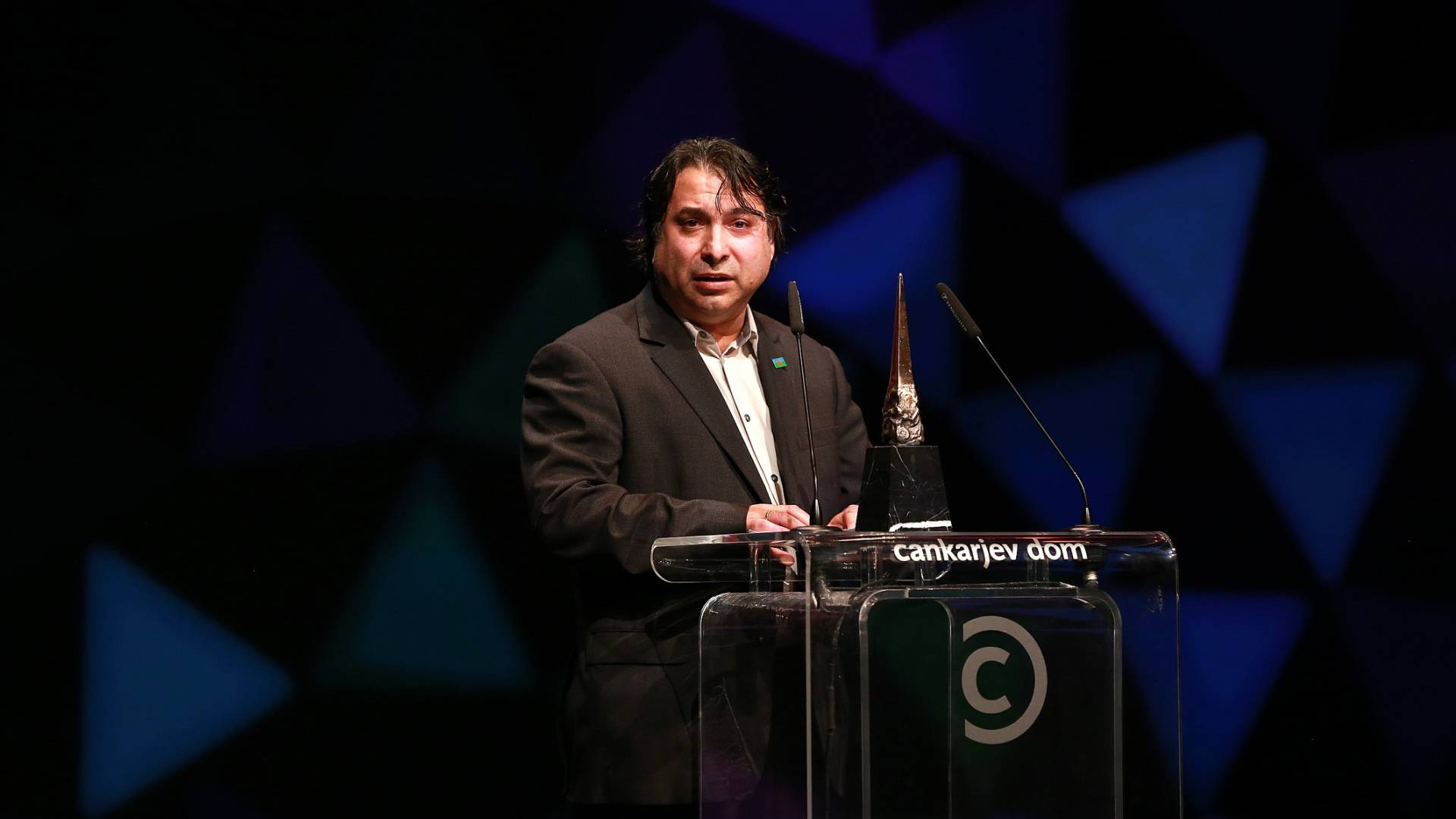 Predsednik Sveta romske skupnosti: Kazniva dejanja posameznikov je treba takoj ustaviti