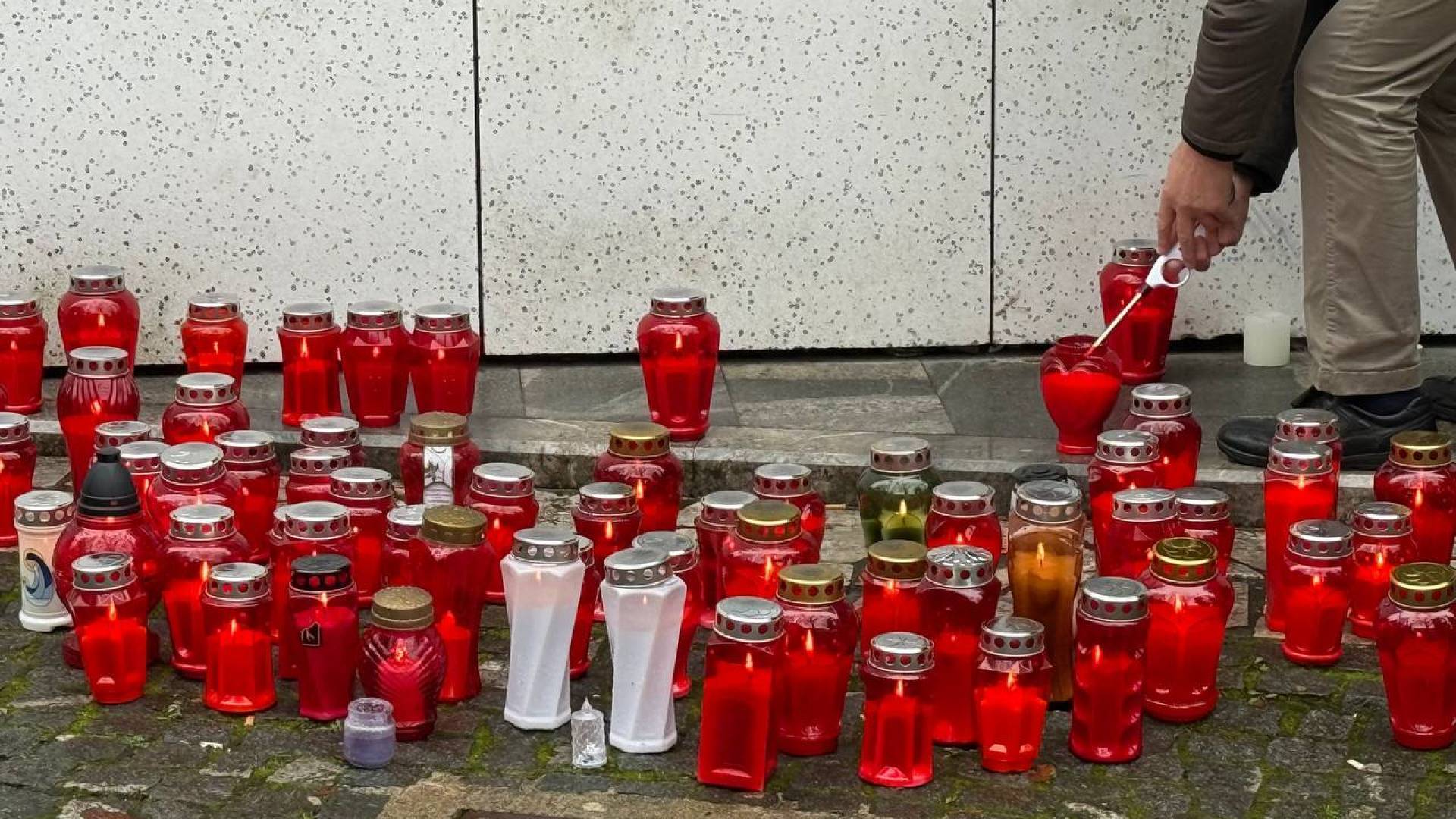 Po brutalnem napadu v Novem mestu ministrica Katič premierju na mizo polaga odstop