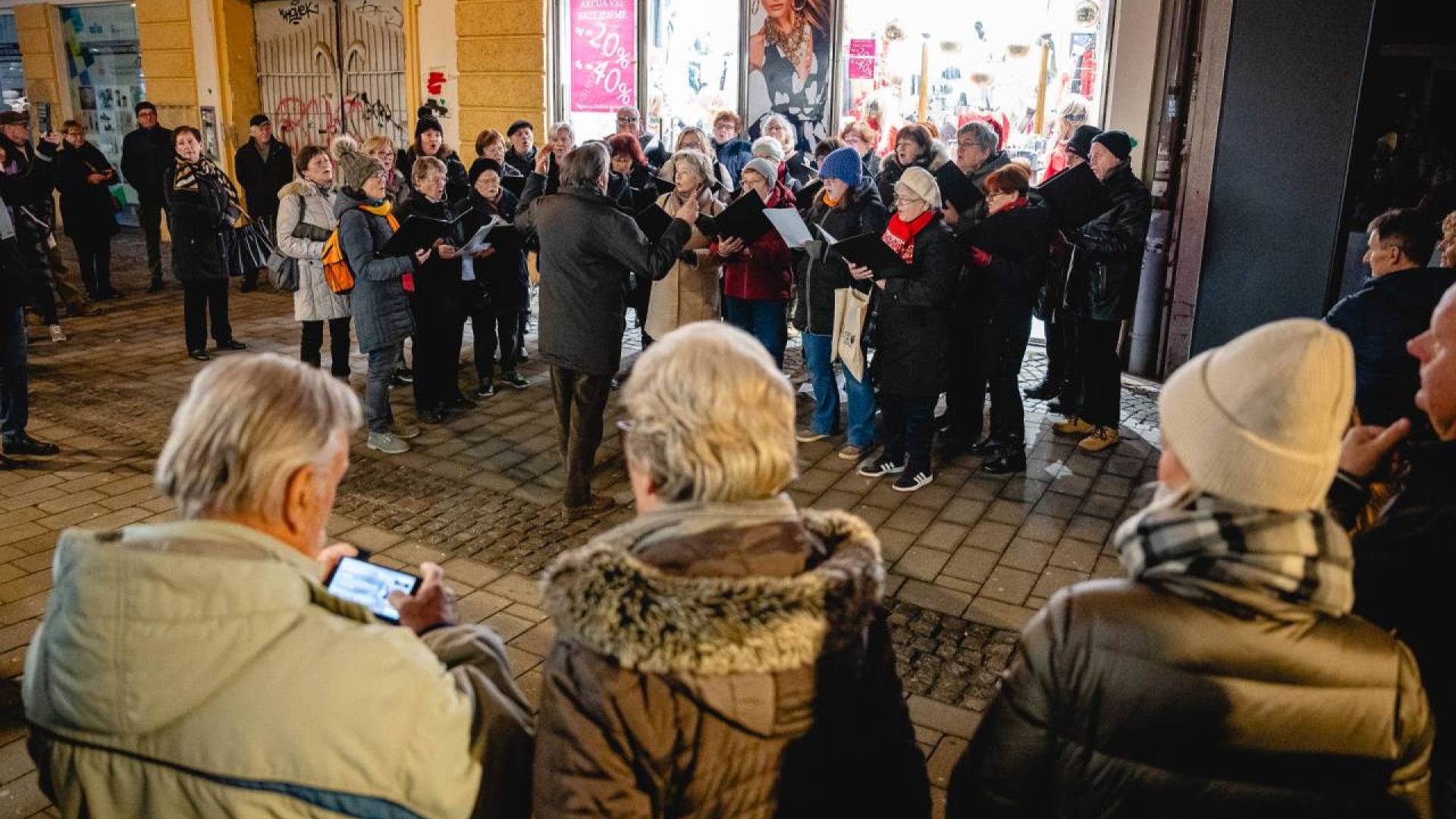 Mariborski pevski zbori ne zamudite! Odprt je poziv za koledovanje po mariborskih ulicah