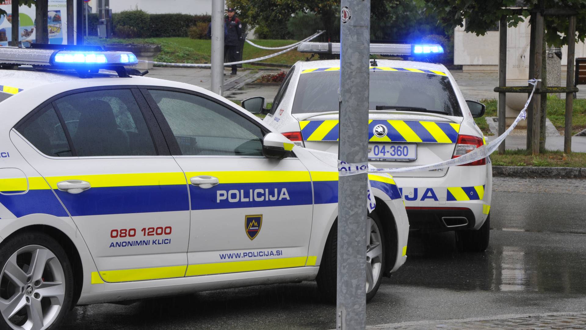 V prometni nesreči na Zaloški cesti umrl sopotnik