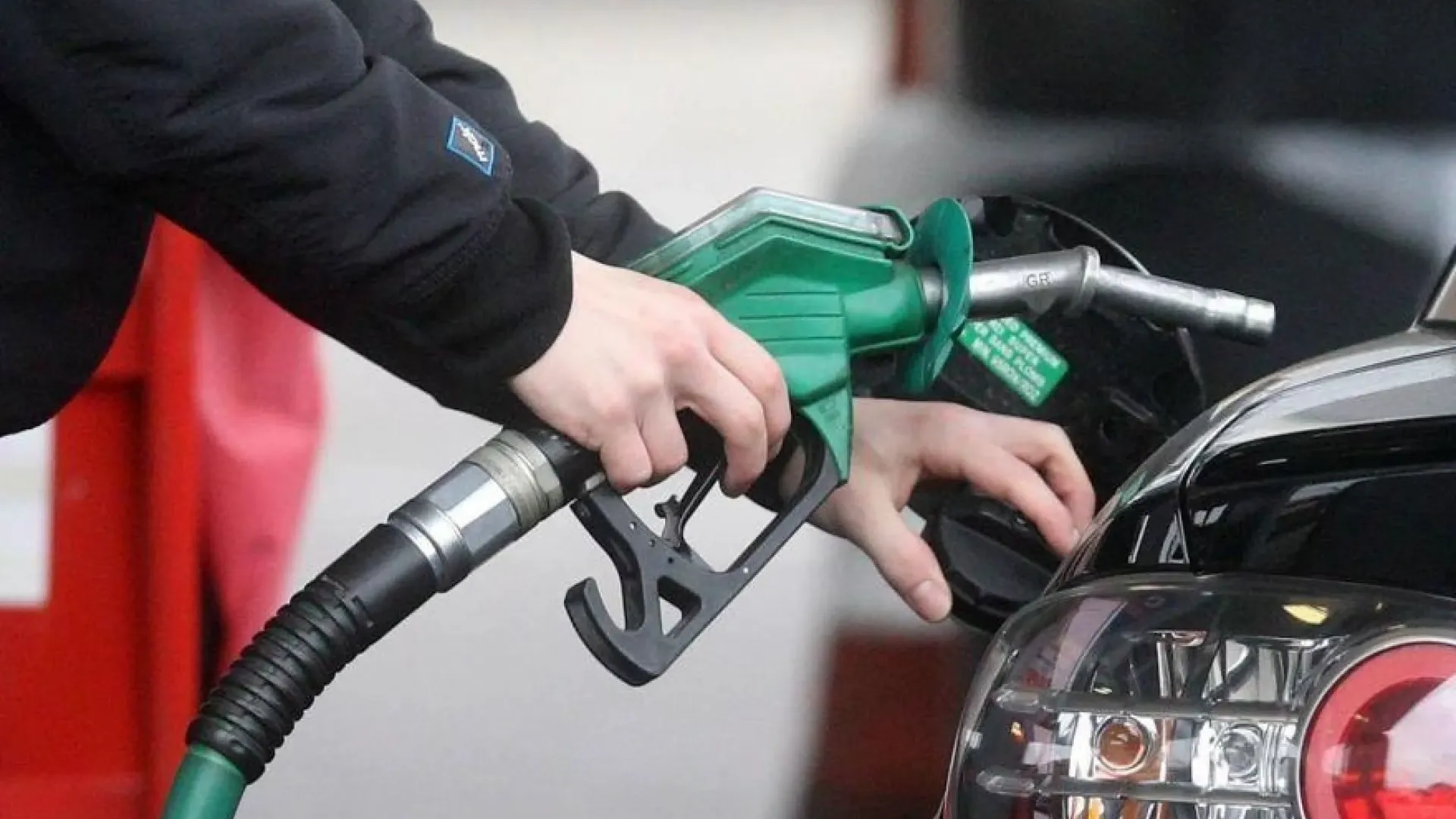 Se obeta občutna podražitev pogonskih goriv?