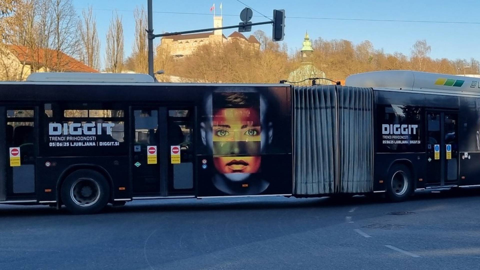 LPP stopil v bran oglasnim folijam