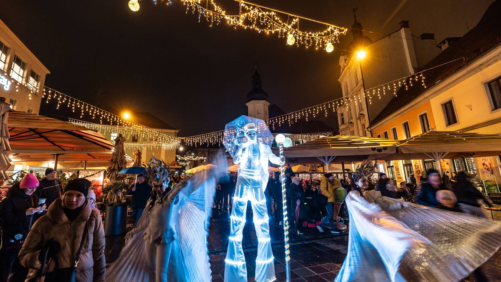 Prižig prazničnih lučk: To so datumi, ko bodo slovenska mesta zasijala 