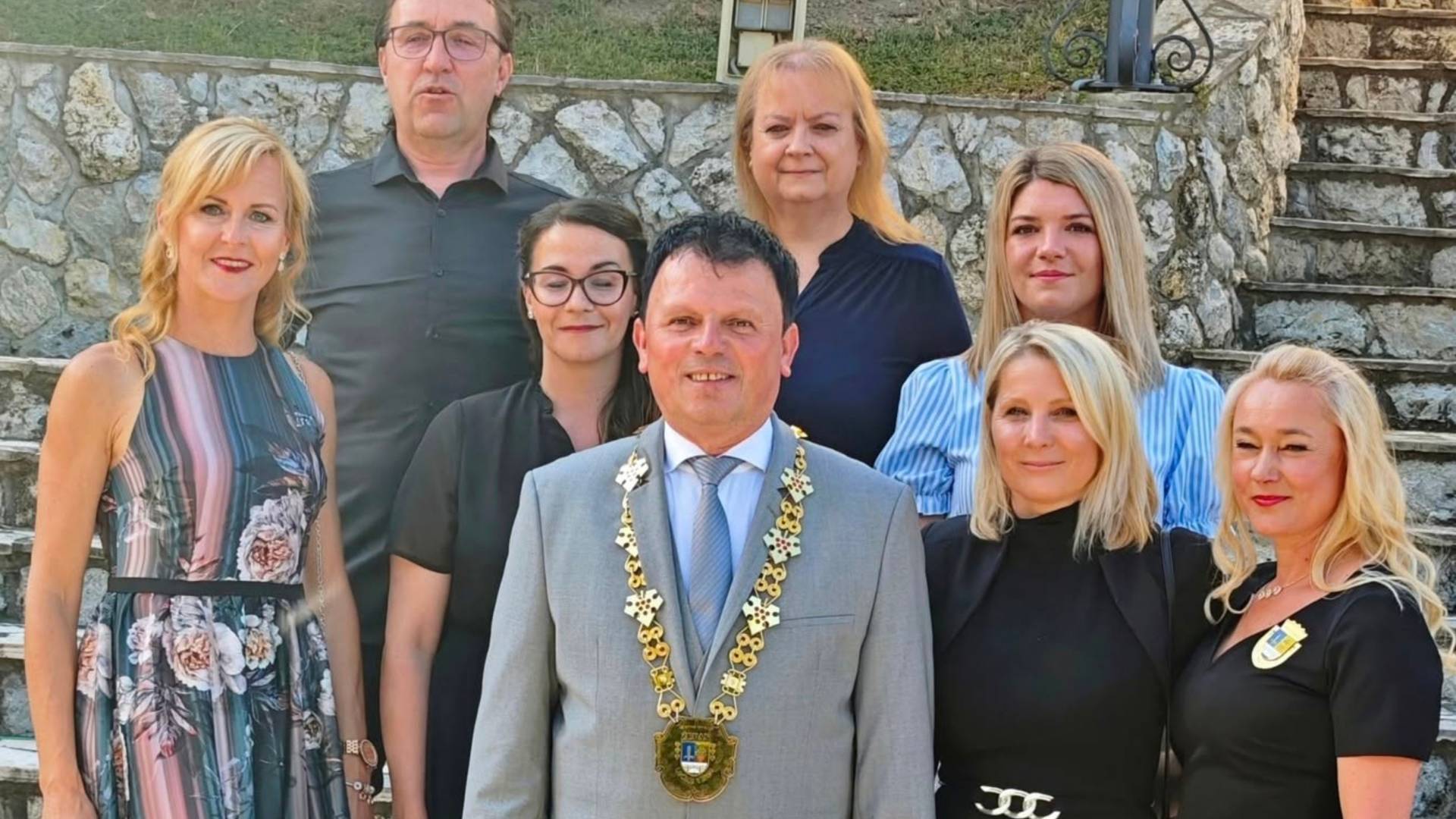 Presenečenje v občini Videm: Župan na Facebooku objavil, da je razrešil podžupanjo