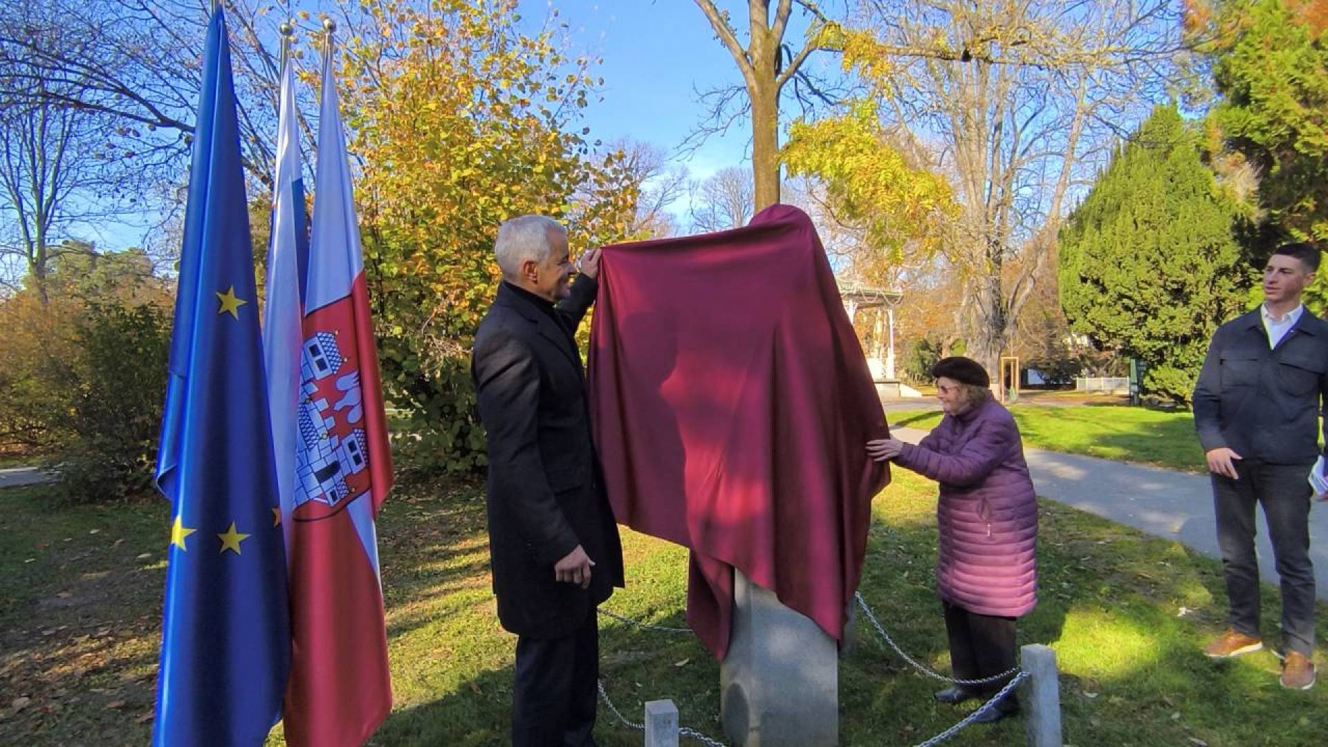 FOTO in VIDEO: Po dveh letih se vrača simbol Maribora, rojen v Novem mestu