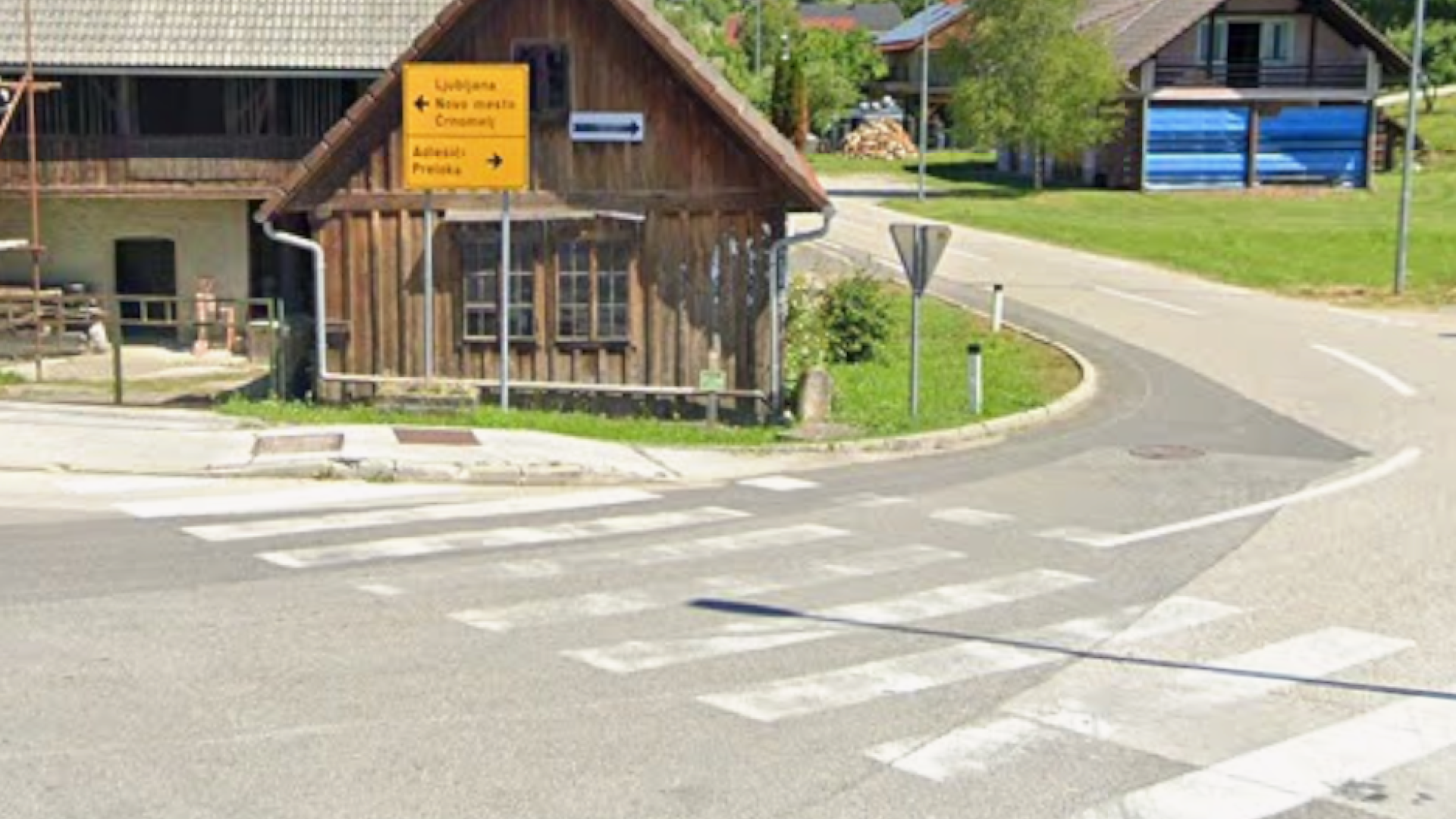 Popolna zapora ceste Žuniči–Vinica bo trajala skoraj štiri mesece