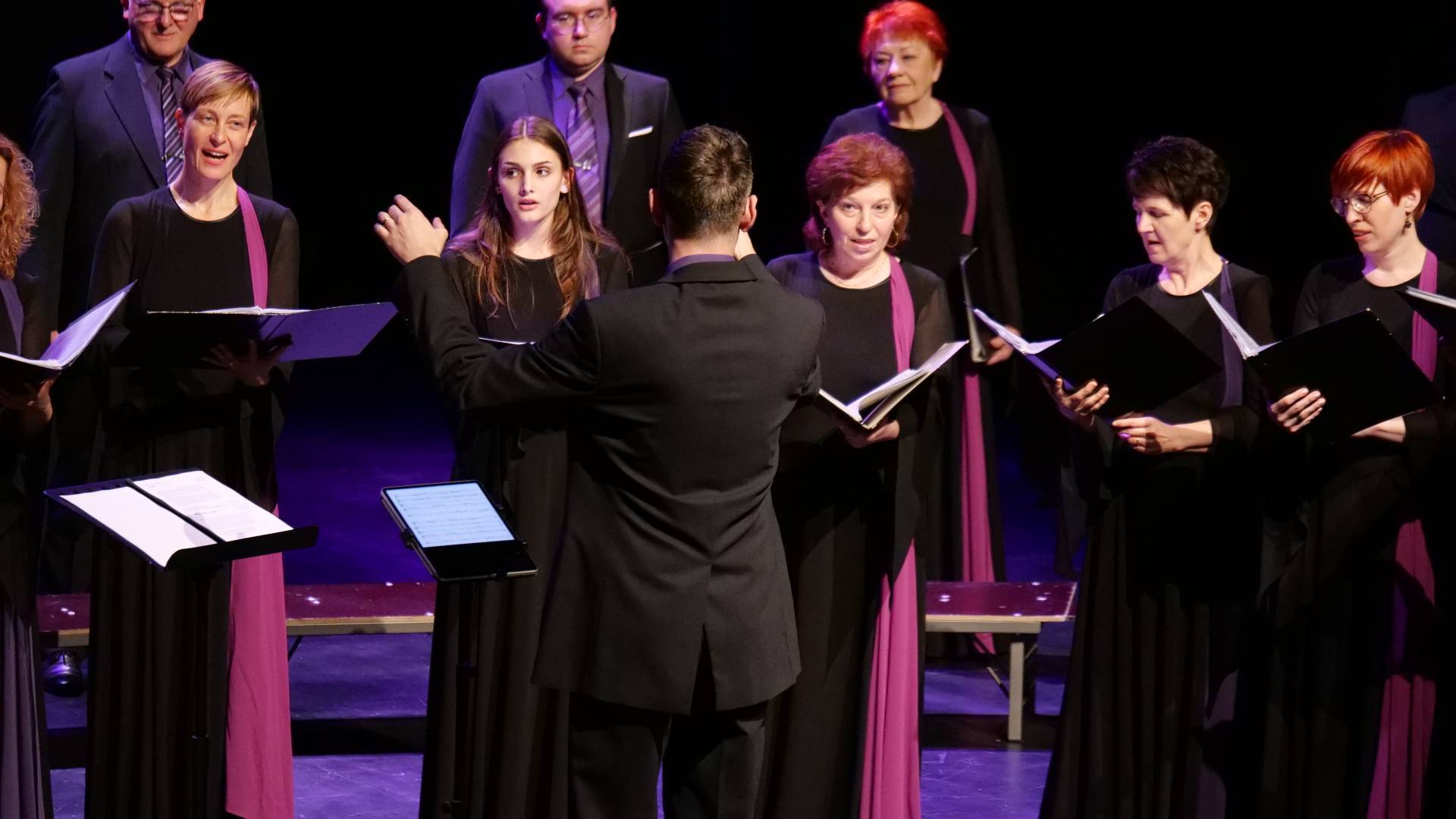 Mešani pevski zbor Štefana Kovača osvojil zlato priznanje