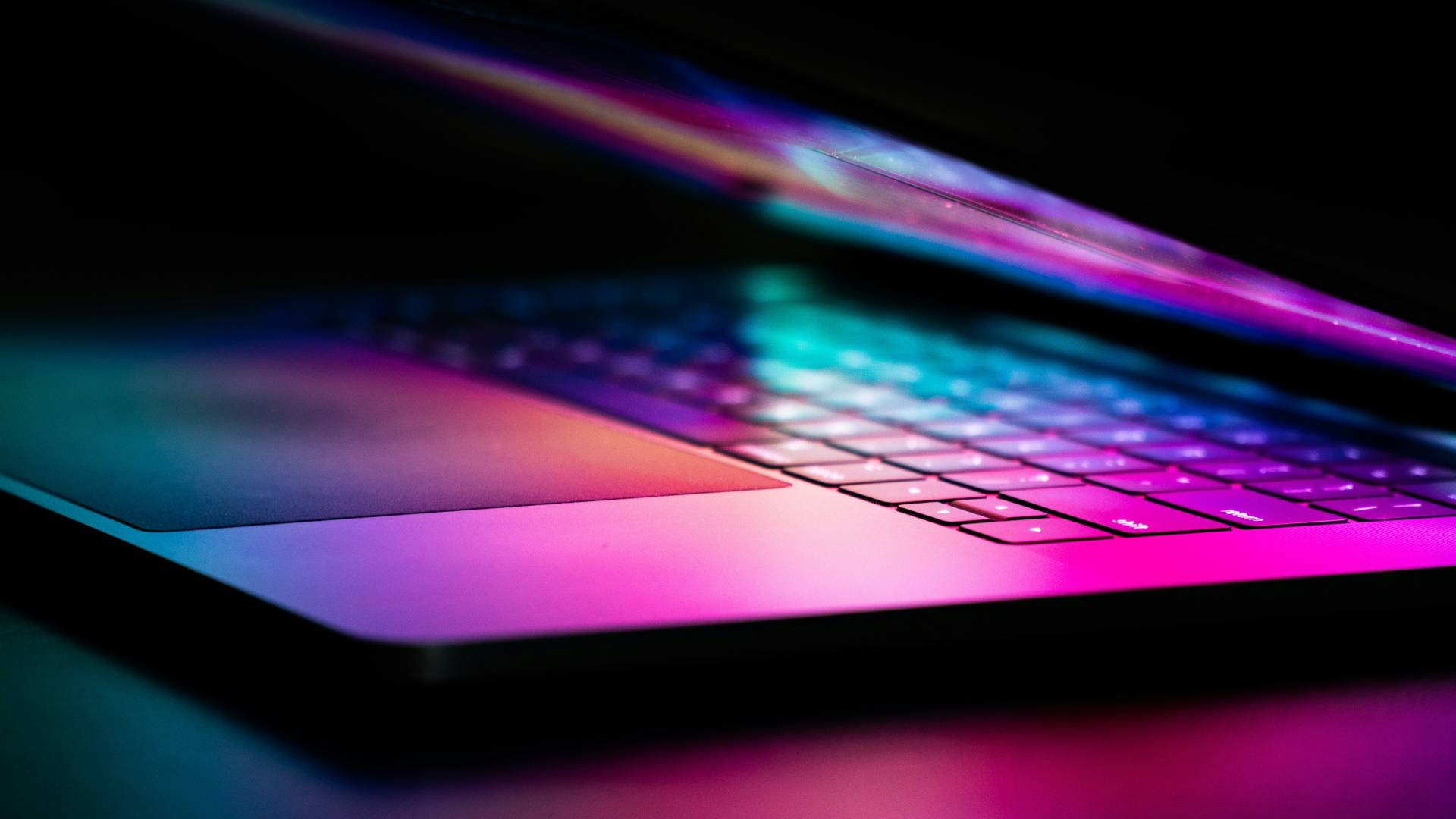 Pol interneta v temi, kaj je vzrok za težave?