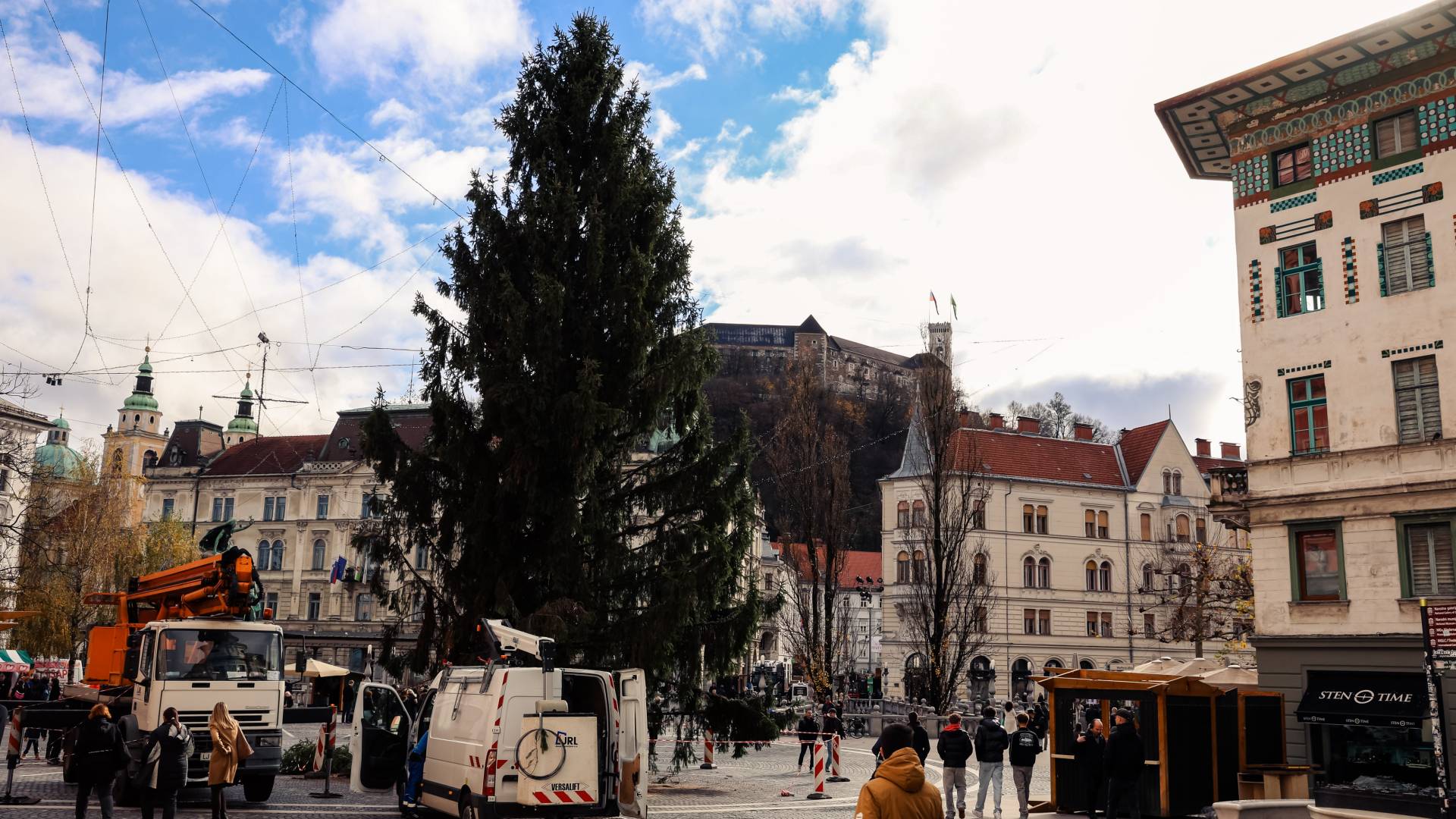 FOTO in VIDEO: Takšen bo december v Ljubljani, priprave so že stekle
