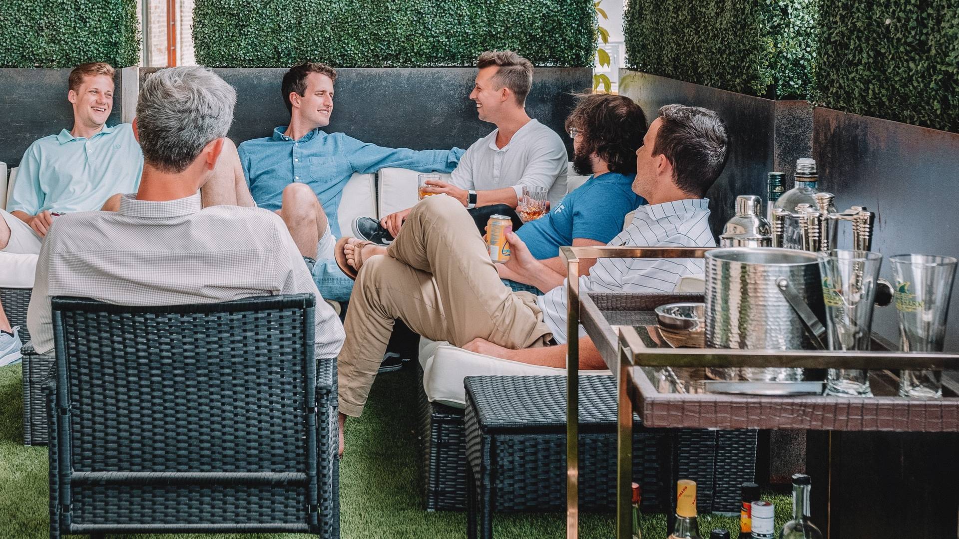 Zaznamujemo mednarodni dan moških, v Sloveniji jih je skoraj polovica samskih