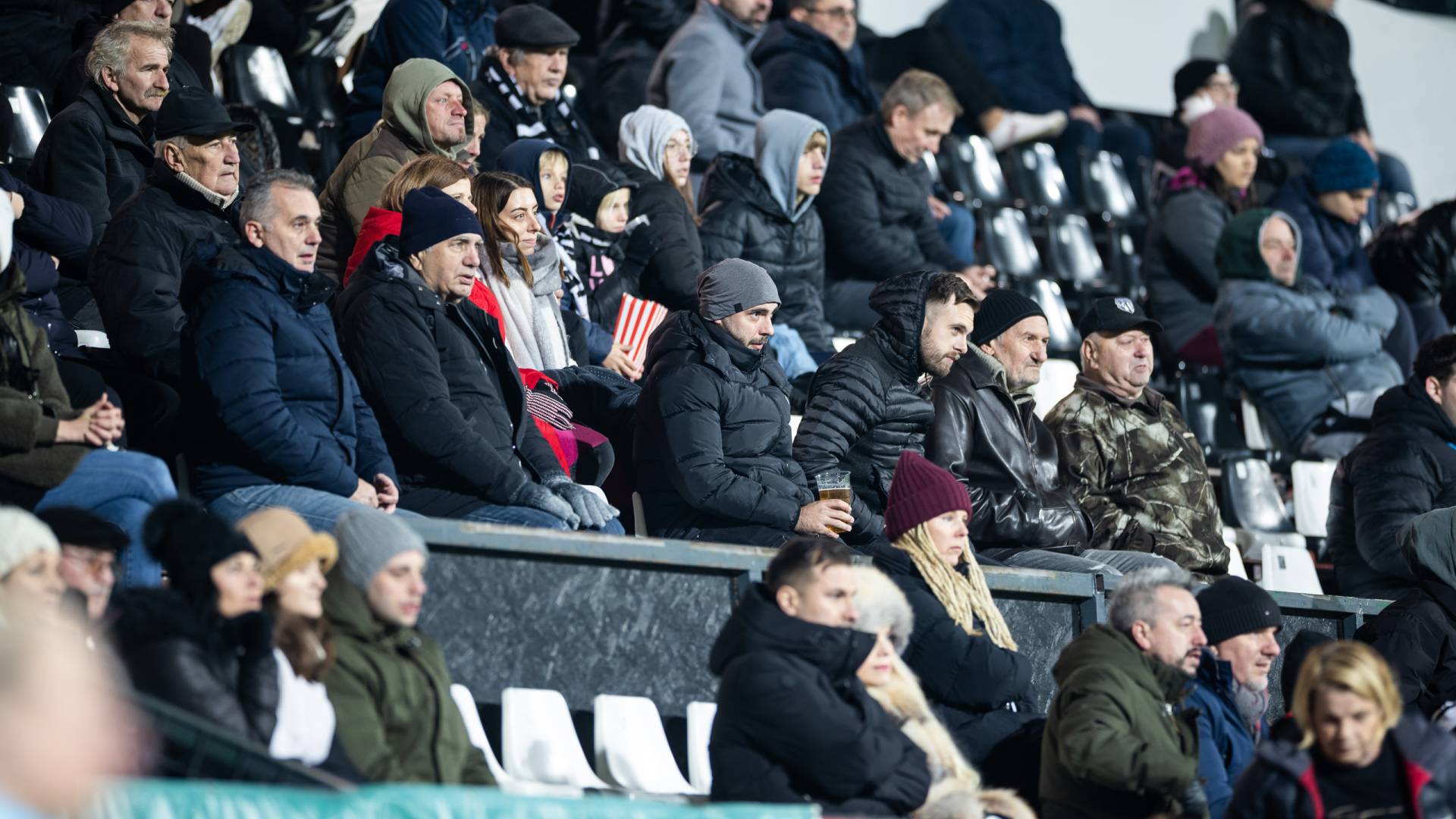 FOTO: Ste s tribun spremljali tekmo v Fazaneriji? Poiščite se na fotografijah