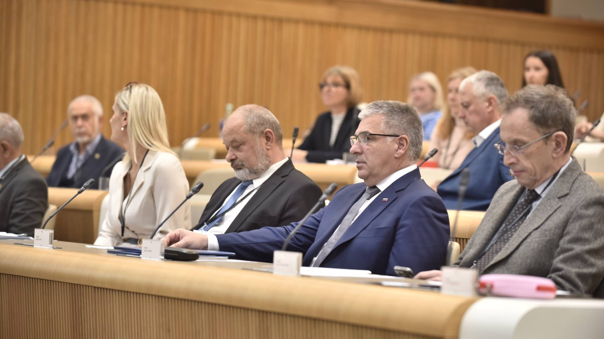 FOTO in VIDEO: Slovenija pred demografskim izzivom, stroka opozarja na nujne ukrepe