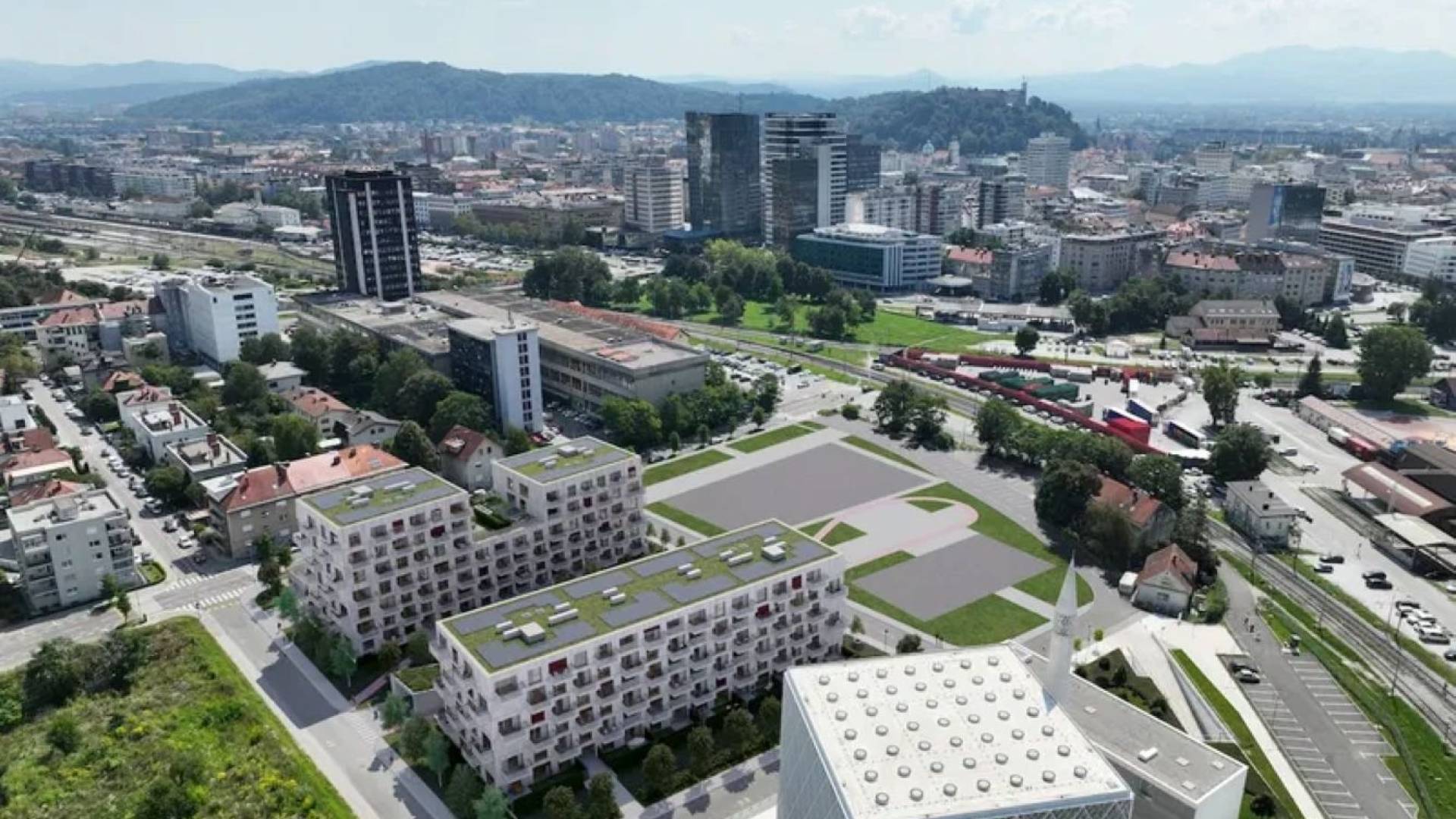 Parmova ulica: Župan razkriva, kakšen parkirni sistem čaka stanovalce in obiskovalce