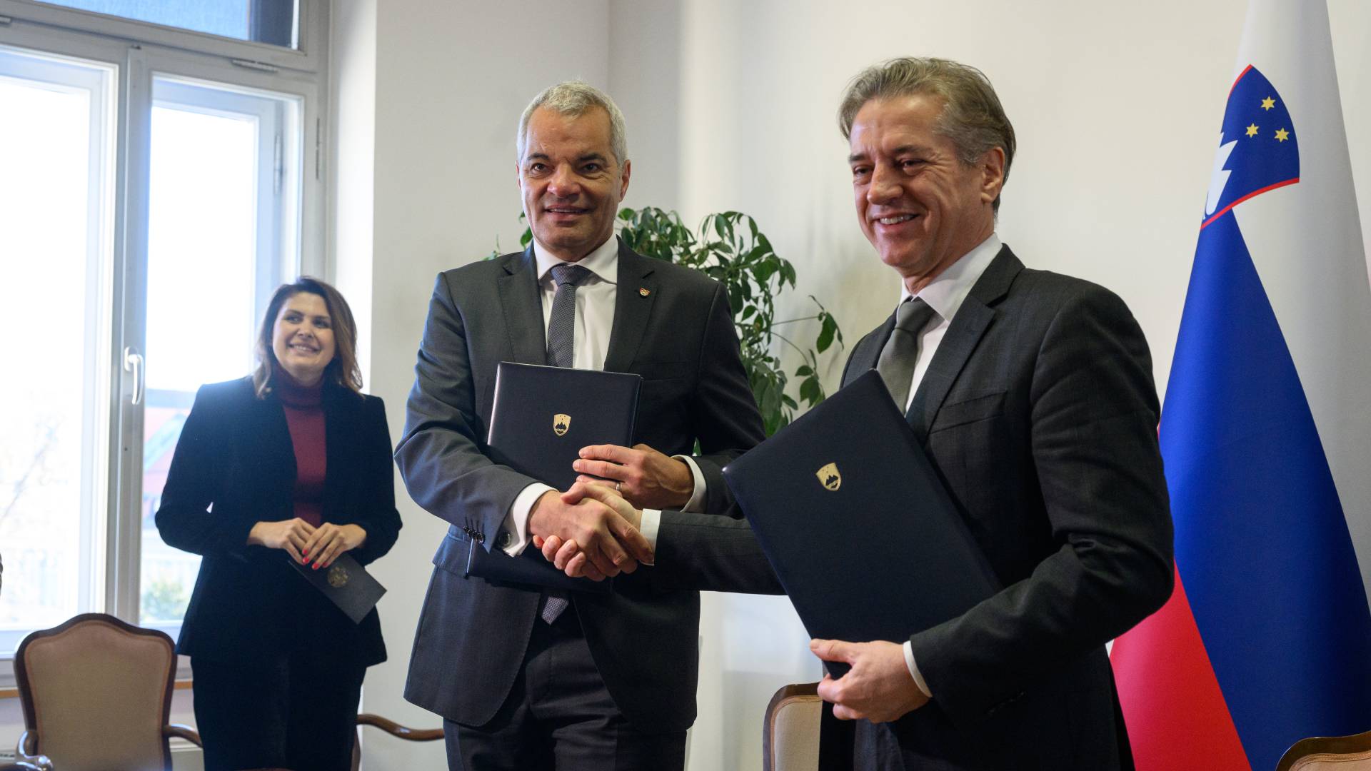 FOTO in VIDEO: Vlada odprla malho za Rotovž, to sta še napovedala Golob in Arsenovič